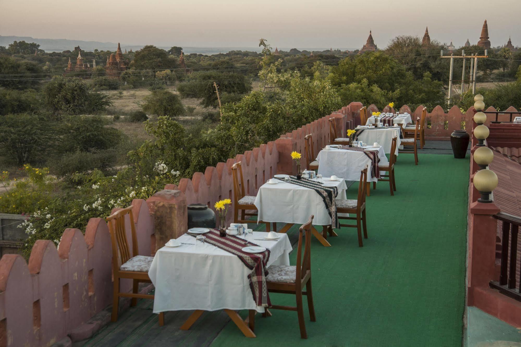 Thurizza Hotel Bagan Buitenkant foto