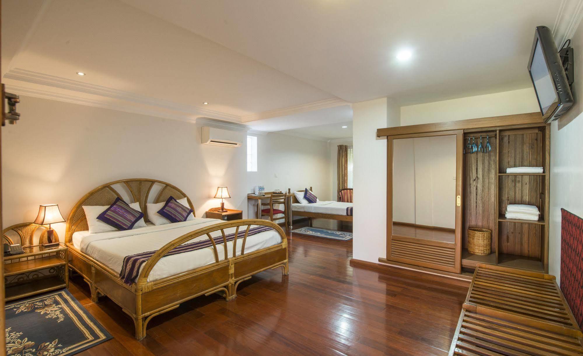 Thurizza Hotel Bagan Buitenkant foto